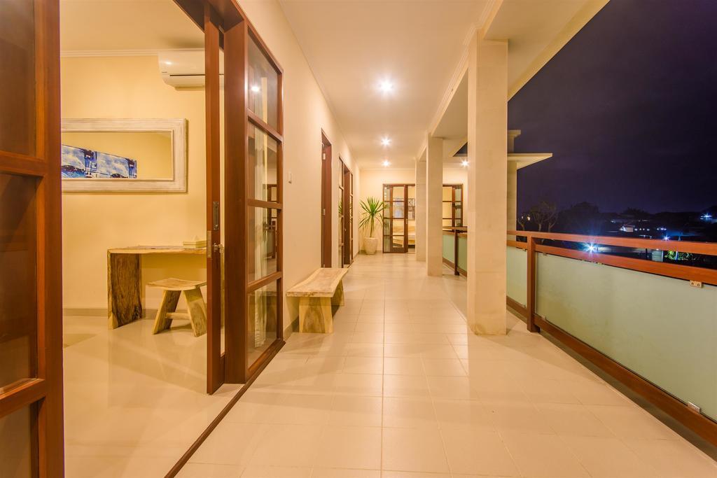 Villa Tepi Sungai Legian Pokoj fotografie