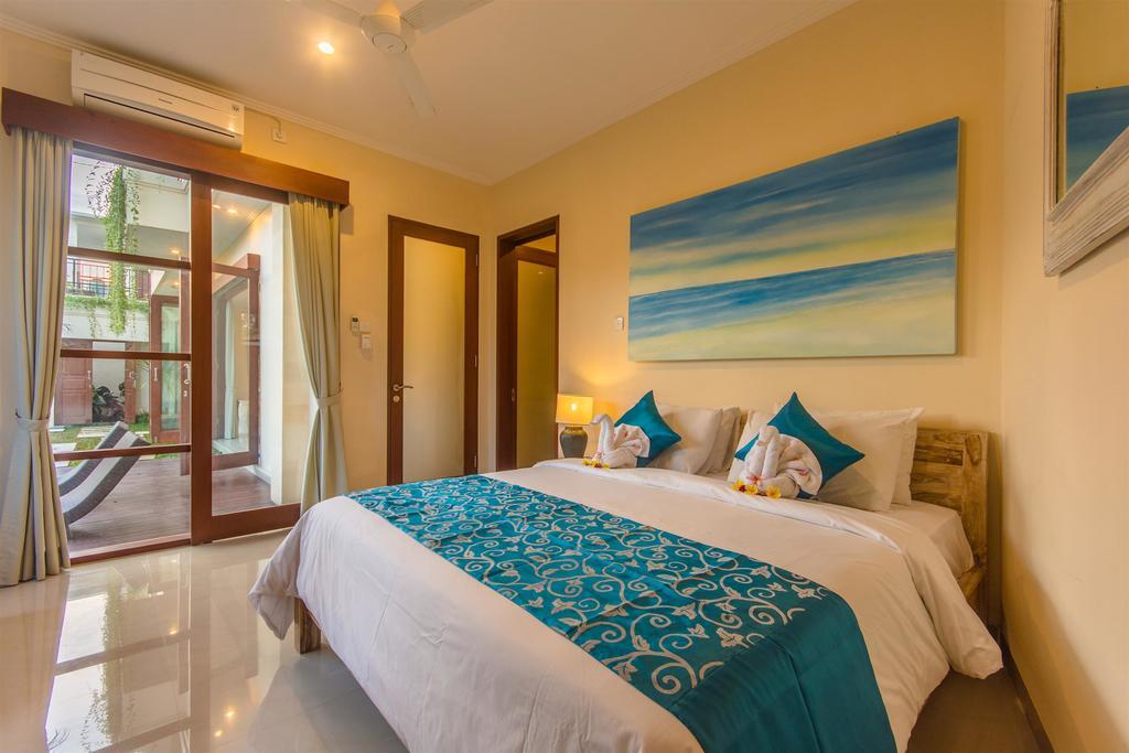 Villa Tepi Sungai Legian Pokoj fotografie